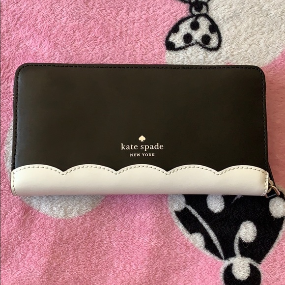 KATE SPADE ♠️ WALLET - Picture 3 of 8